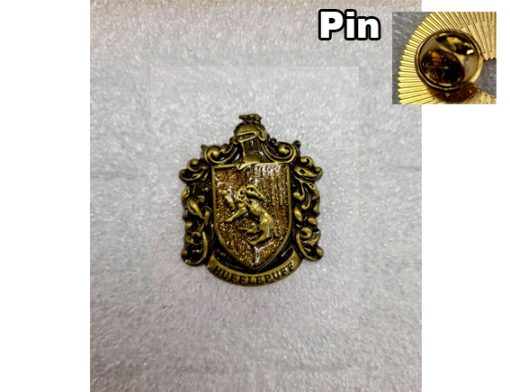 Pin  Harry potter  hufflepuff